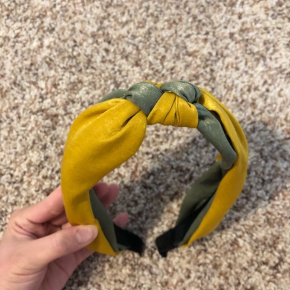 Brandnew headband - Picture 4 of 9